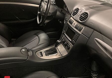 Mercedes-Benz CLK 280 AVANTGARDE 3.0 V6