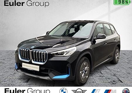 BMW iX1 xDrive 30 AD Navi Digitales Cockpit Soundsys