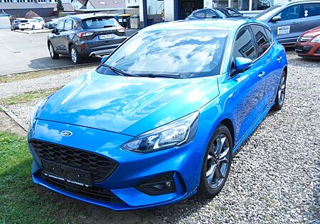 Ford Focus Lim. ST-Line