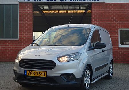 Ford Transit Courier 1.5 tdci, Klima,Navi,DAB+,Tempom