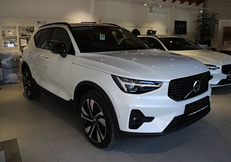Volvo XC 40 XC40 B4 B DKG Plus Dark