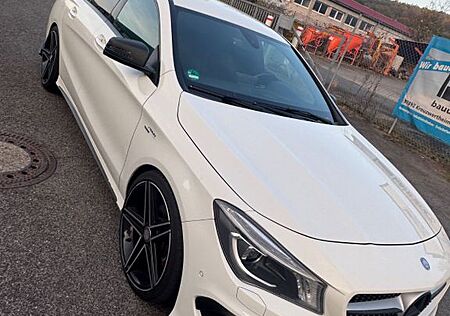 Mercedes-Benz CLA 180 AMG Line AMG Line