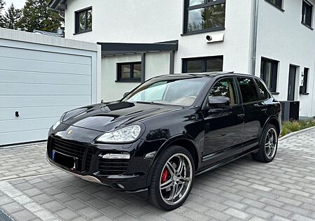 Porsche Cayenne GTS 4.8 V8 Techart Facelift Bose Pano Vo