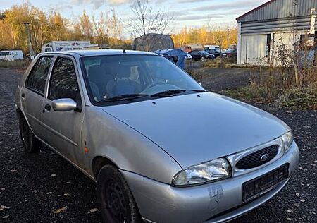 Ford Fiesta , 47Tkm, Scheckheft , Klima , Automatik.