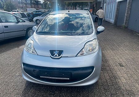 Peugeot 107 Filou 70