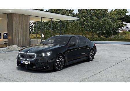 BMW M5 Plug-In Hybrid xDrive M Drivers Package AHK