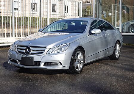 Mercedes-Benz E 350 Coupé Automatik 7-G. Leder Comand Kamera