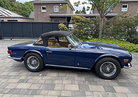 Triumph TR6