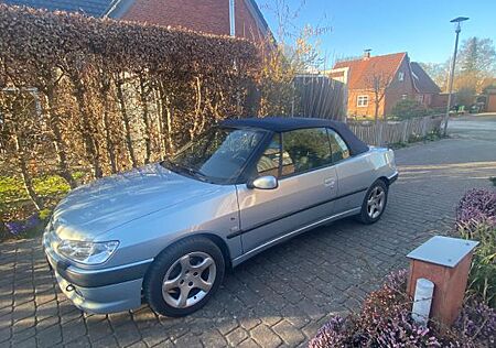 Peugeot 306 Cabriolet 100 Automatik - TüV neu