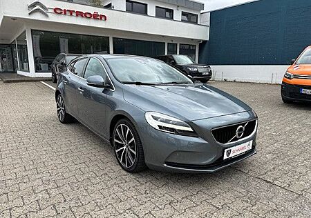 Volvo V40 Inscription*NAV*LEDER*PARKASSIST*RENTNERFZG*