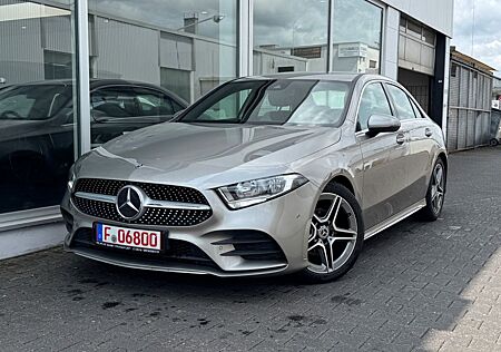 Mercedes-Benz A 180 A 180d Lim. AMG/Leder/PDC/Distronic+
