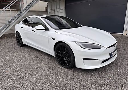 Tesla Model S Dual