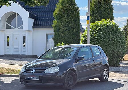 VW Golf Volkswagen V Lim. Trendline