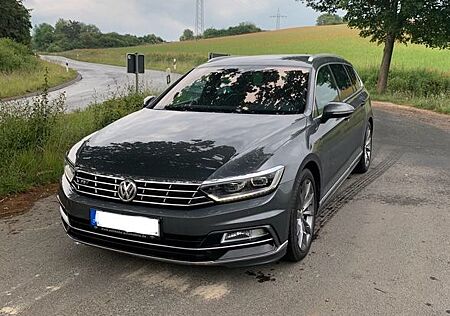 VW Passat Volkswagen 2.0 TDI SCR DSG 4MOTION Highline Highline