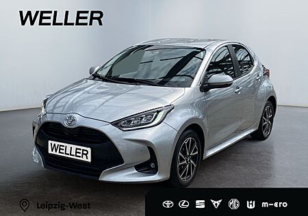 Toyota Yaris 1.5 Team D *CAM*CarPlay*SHZ*SmartKey*PDC*
