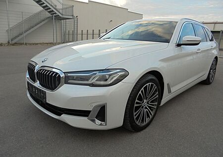 BMW 540d xDrive Touring Aut. Luxury Line ~ Laser ~