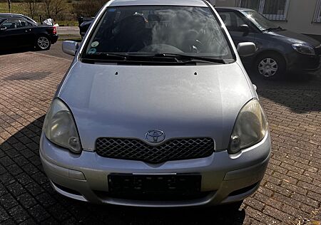 Toyota Yaris 1.0 Sol