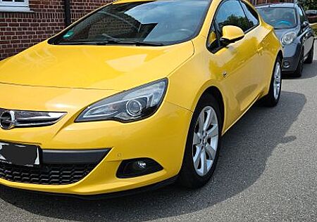 Opel Astra GTC 1.6 Turbo Edition Edition