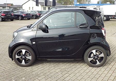 Smart ForTwo EQ passion Panodach+LED+Winter Paket+Navi