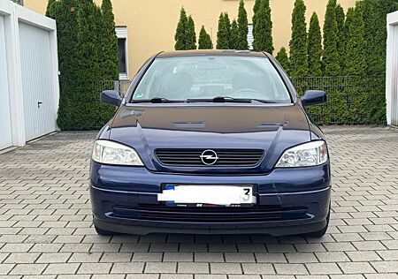 Opel Astra 1.6 16V Edition 2000 Edition 2000