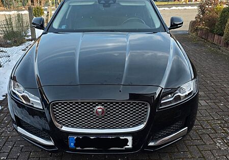 Jaguar XF 25d AWD 240PS Portfolio Sportbrake Auto. ...