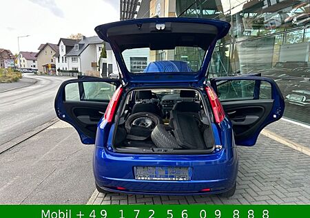 Fiat Punto Grande 1.4 8V Dynamic 8-FachBereift Klima