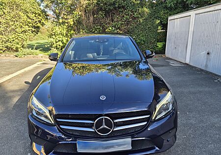 Mercedes-Benz C 220 d 4MATIC/Standheizun/Head-up