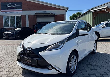 Toyota Aygo (X) -play touch R-Kamera Navi Touch Tempomat