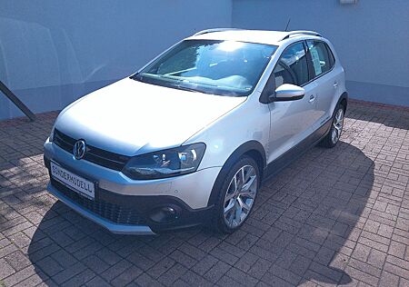 VW Polo Volkswagen 1,2 TSI BMT CrossPolo ACC Sitzh. 17" PDC
