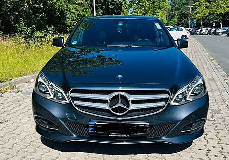 Mercedes-Benz E 220 BlueTEC BE Edition AVANTG. Autom. Edit...
