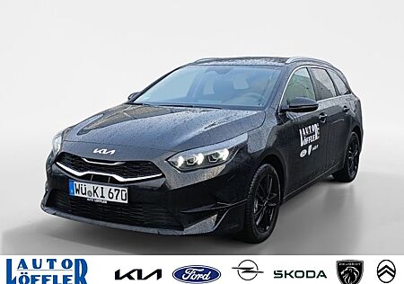 Kia Cee'd Sportswagon Ceed Sportswagon Ultimate Edition 1.5 DES NAVI^