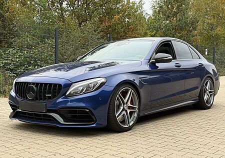 Mercedes-Benz C 63 AMG gebraucht kaufen Mercedes-Benz C 63 AMG *HUD*Perf.Abgas*Carbon*Pano*DistronicPlus