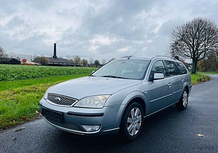 Ford Mondeo 1,8 Turnier Kombi Futura 2. Hand Tüv Neu