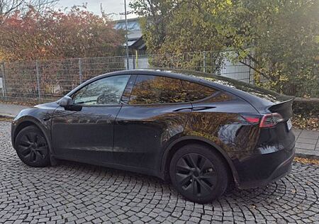 Tesla Model Y Long Range RWD Hinterradantrieb -