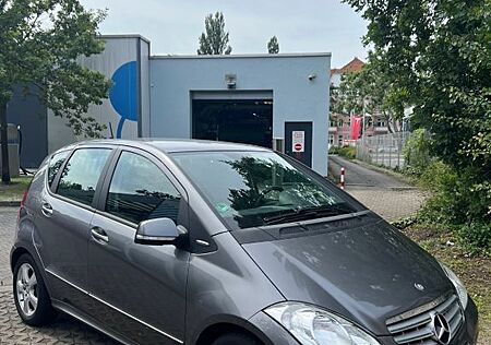 Mercedes-Benz A 160 CDI AVANTGARDE BlueEFFICIENCY AVANTGARDE