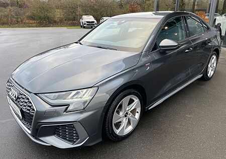 Audi A3 Limousine 35TFSI S-Line Leder Navi Sitzhz