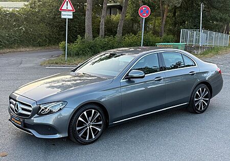 Mercedes-Benz E 220 E -Avangart 9 Gang Lim. Rückfahrt Kamera