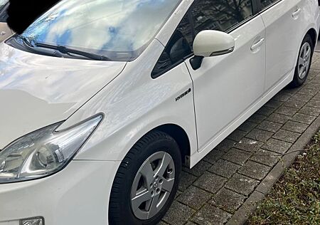 Toyota Prius 1.8-l-VVT-i Life Life