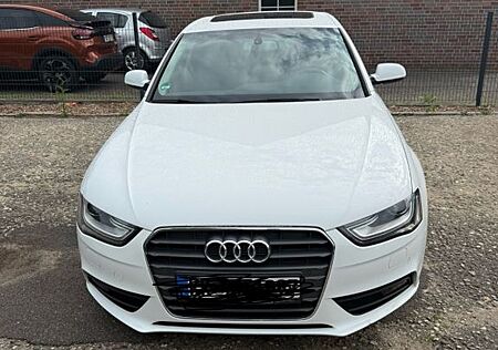 Audi A4 2.0 TDI 110kW multitronic S line S line