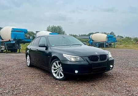 BMW 520i Aut. Leder/Xenon/GSD/Klimaaut./Tempomat