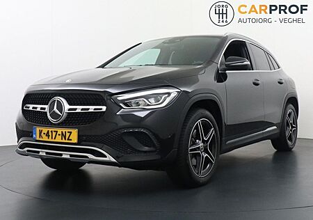 Mercedes-Benz GLA 200 Business Solution Luxury AMG Felgen MBUX