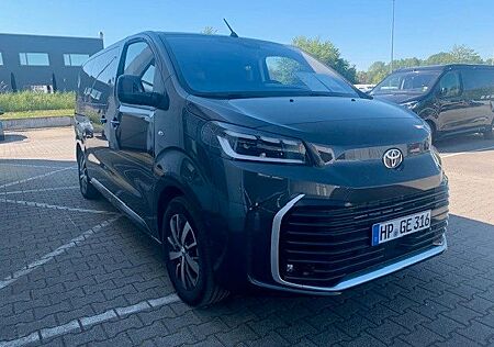 Toyota Pro Ace ProAce Verso 2.0L D (177 PS) Team D L1