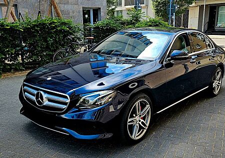 Mercedes-Benz E 350 AMG LINE * VOLLAUSSTATTUNG * AHK* 1 VORBESITZER