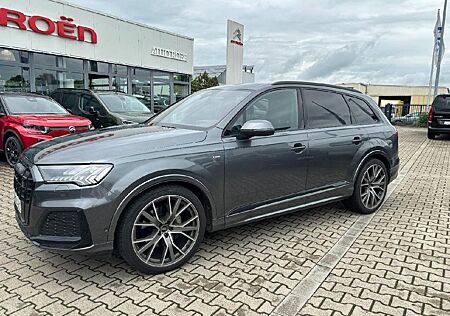 Audi Q7 50 TDI quattro S line