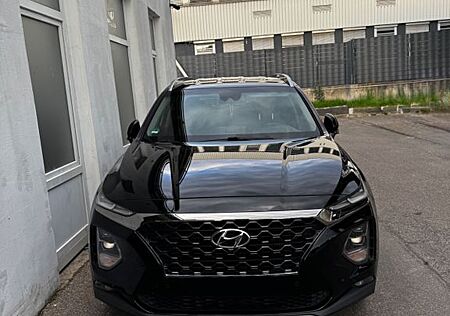 Hyundai Santa Fe 2.2 CRDi Premium 2WD 8AT