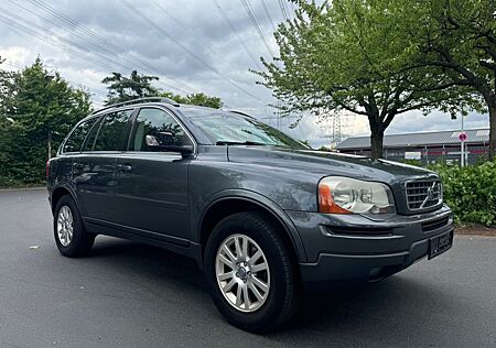 Volvo XC 90 D5 Momentum 7-SITZE/NAVI/LEDER/PDC/TOP
