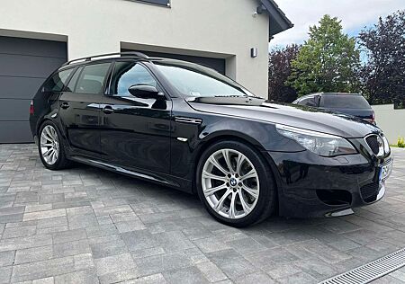 BMW M5 touring