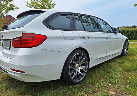 BMW 325d Touring Sport Line, 218PS, AHK, 19 Zoll