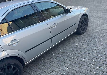 Ford Mondeo 2.5 V6 Futura 5-tronic Futura