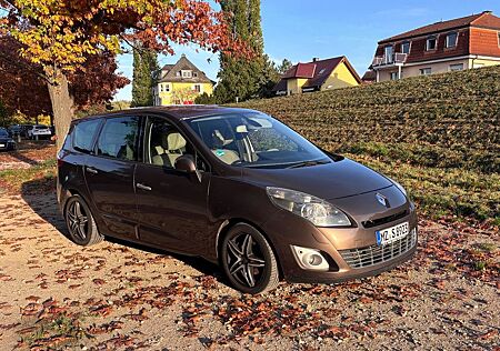 Renault Grand Scenic Luxe dCi 130 Luxe